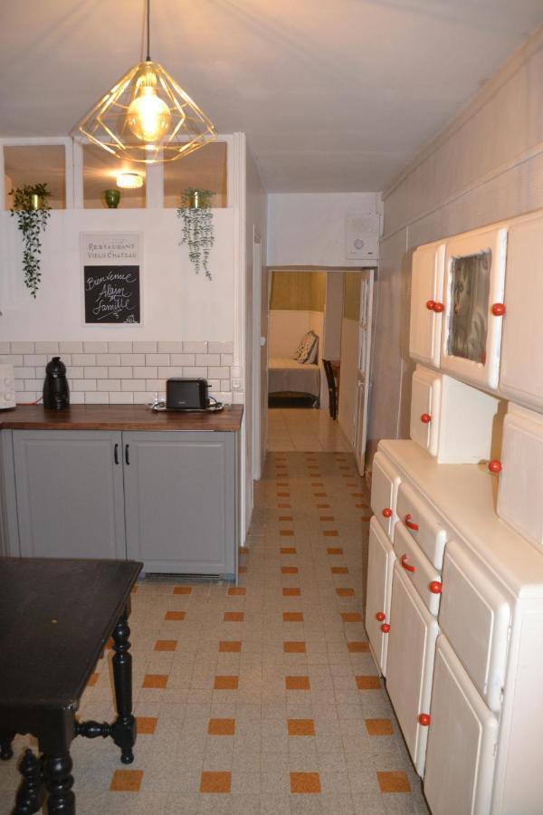 St Jean Du Gard : Spacious Apartment With Use Of Pool Saint-Jean-du-Gard Esterno foto
